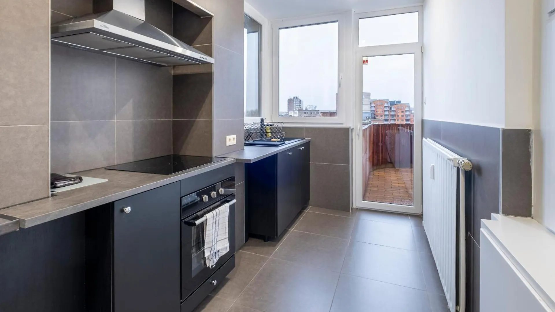 Nomad Apartments - Henin Charleroi 0*,